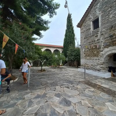 ΤΡΙΚΕΡΙ - ΜΟΝΑΣΤΗΡΙ